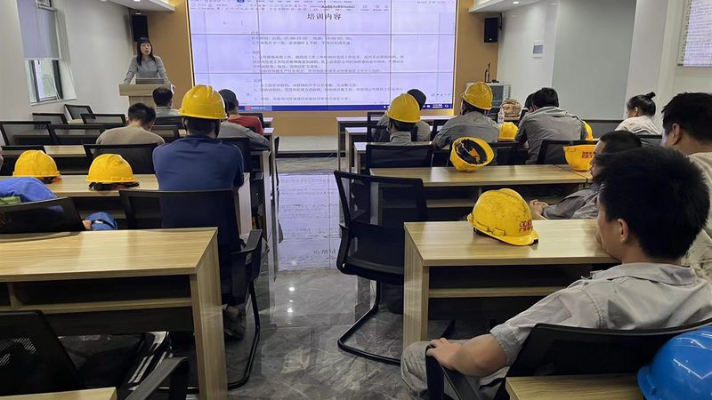 在线教育平台的口碑主要由以下要素构成：