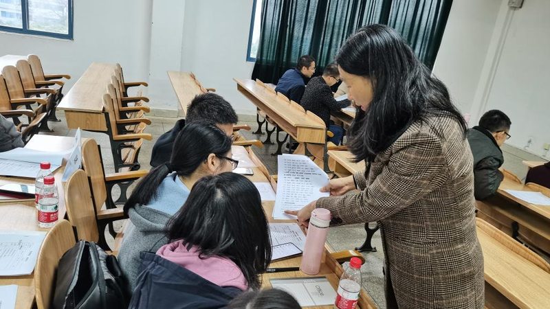 成人教育，全日制与非全日制有何不同？**